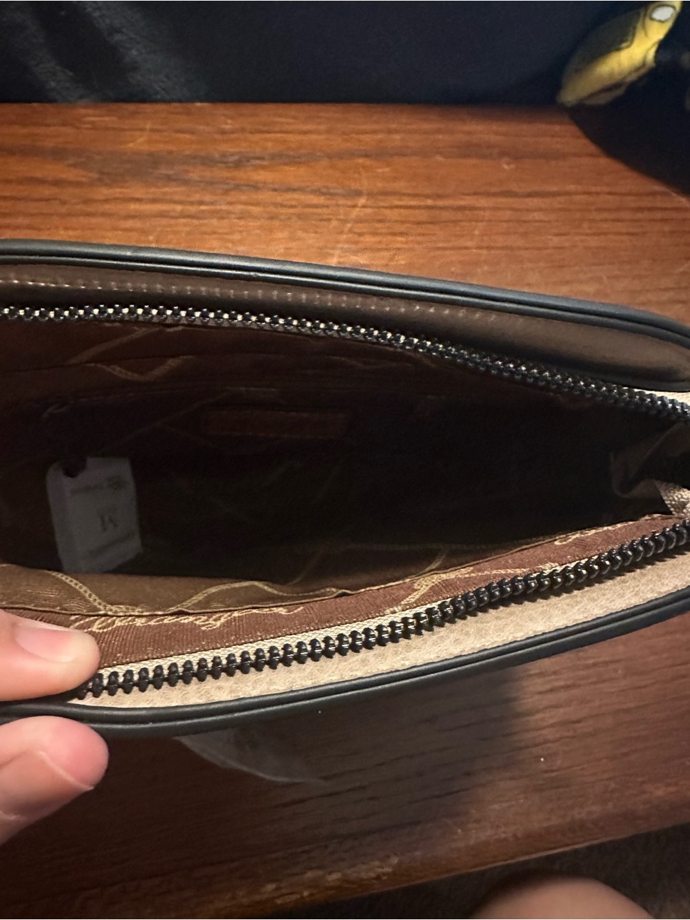 Wrangler Beige and Gray Two-Tone Crossbody Bag - Picture 2 of 3